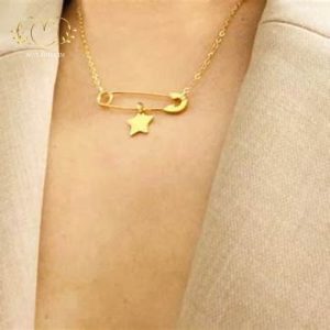 Ý Nghĩa Dây Chuyền Kim Băng Trong Thời Trang Hiện Đại 4 Dây chuyền kim băng đính đá charm phong cách cá tính