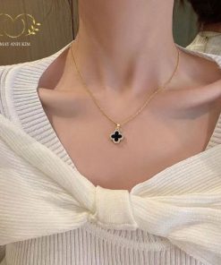Dây chuyền cỏ 4 lá đen viền vàng cổ điển