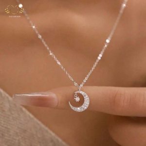 dây chuyền trăng sao bạc đính đá tinh tế