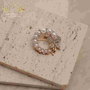 Ghim cài áo ngọc trai hình bướm đính đá cao cấp - Mây Ánh Kim 10 Ghim cài áo ngọc trai hình bướm đính đá cao cấp - Mây Ánh Kim