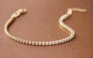 lắc chân vàng cho bé trai